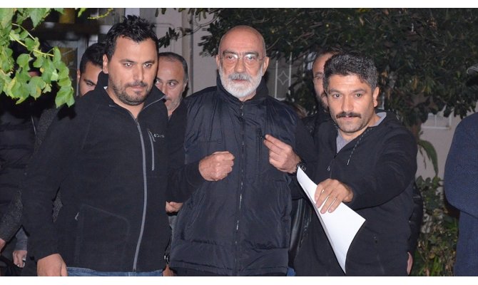 AB'den Ahmet Altan'ın yeniden tutuklanmasına tepki